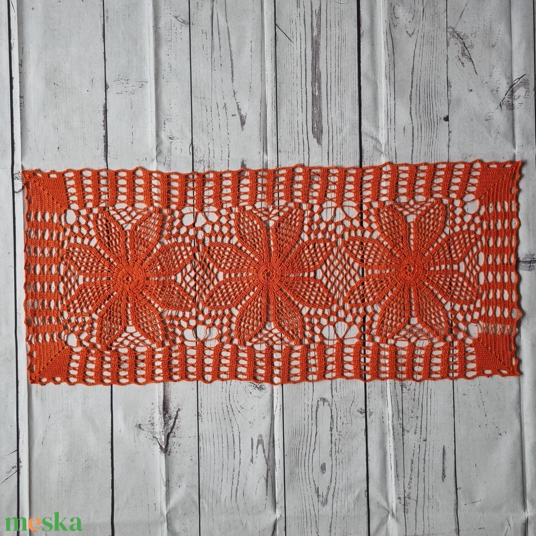 Horgolt narancssárga asztali futó terítő - otthon & életmód - dekoráció - asztal és polc dekoráció - horgolt & csipketerítő - Meska.hu