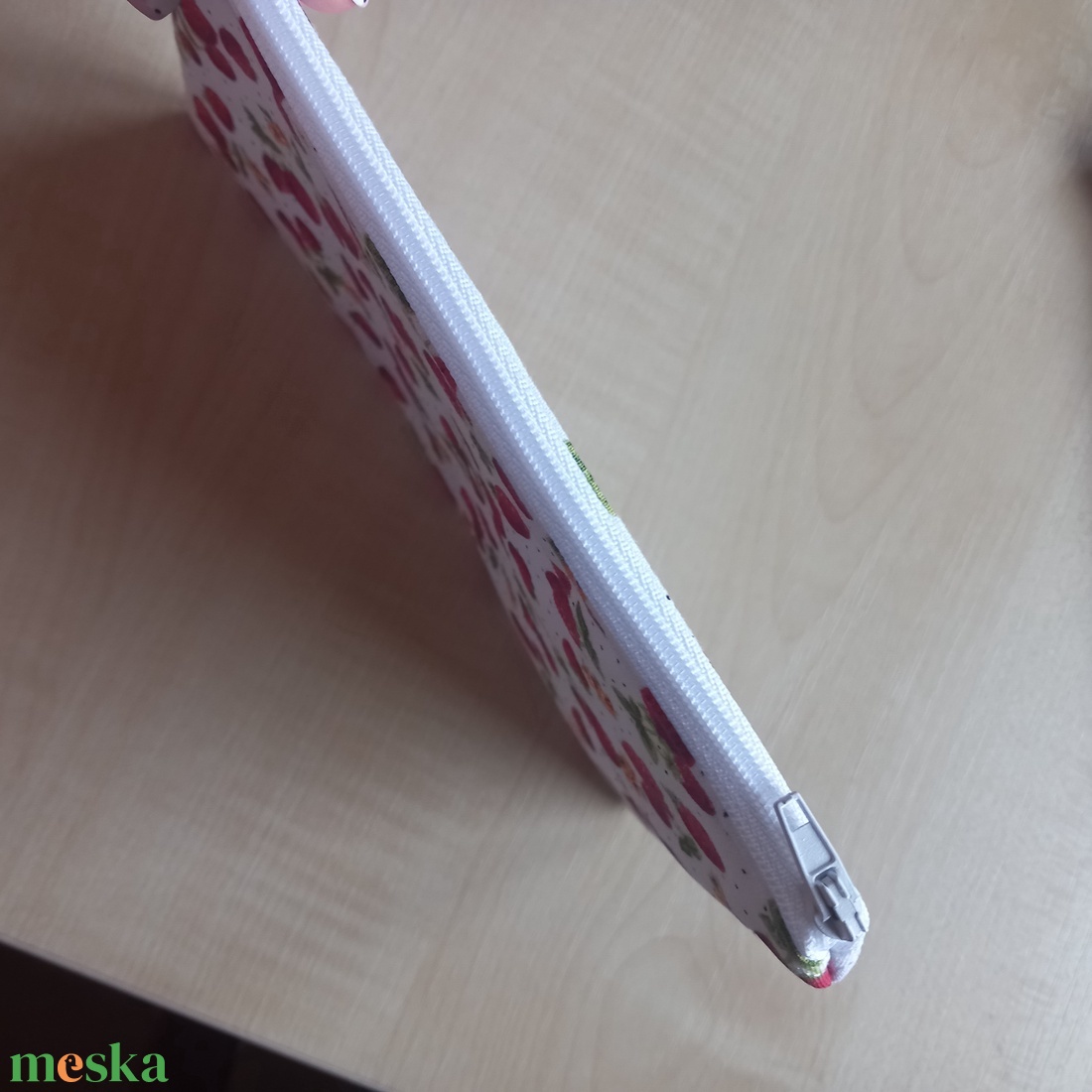 Epres vászon neszeszer, kozmetikai táska, cipzáros tároló - táska & tok - neszesszer - Meska.hu