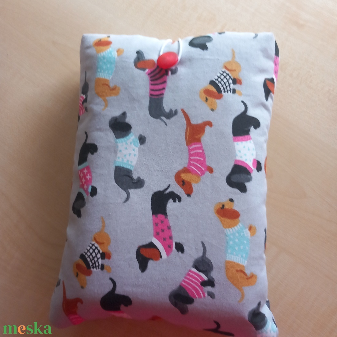 Tacskós könyvtok gombbal - könyv & zene - könyvtok - Meska.hu