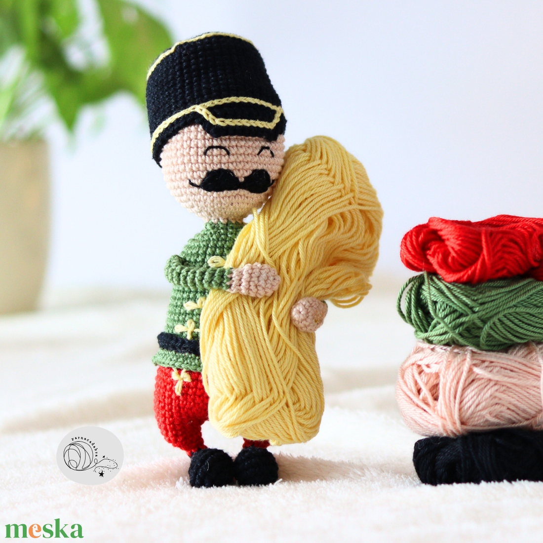 Horgolt huszár - otthon & életmód - dekoráció - dísztárgy - Meska.hu