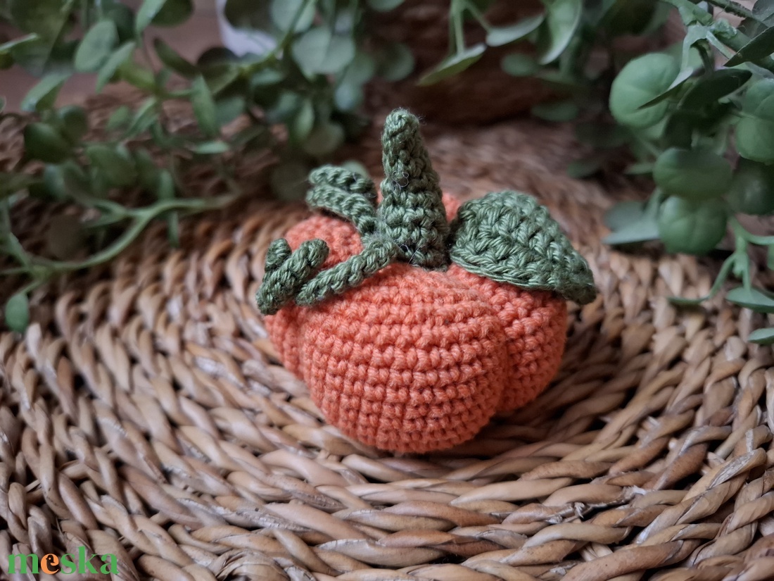 Kis horgolt tök - otthon & életmód - dekoráció - halloween - halloweeni tök - Meska.hu Kis horgolt tök - otthon & életmód - dekoráció - halloween - halloweeni tök - Meska.hu