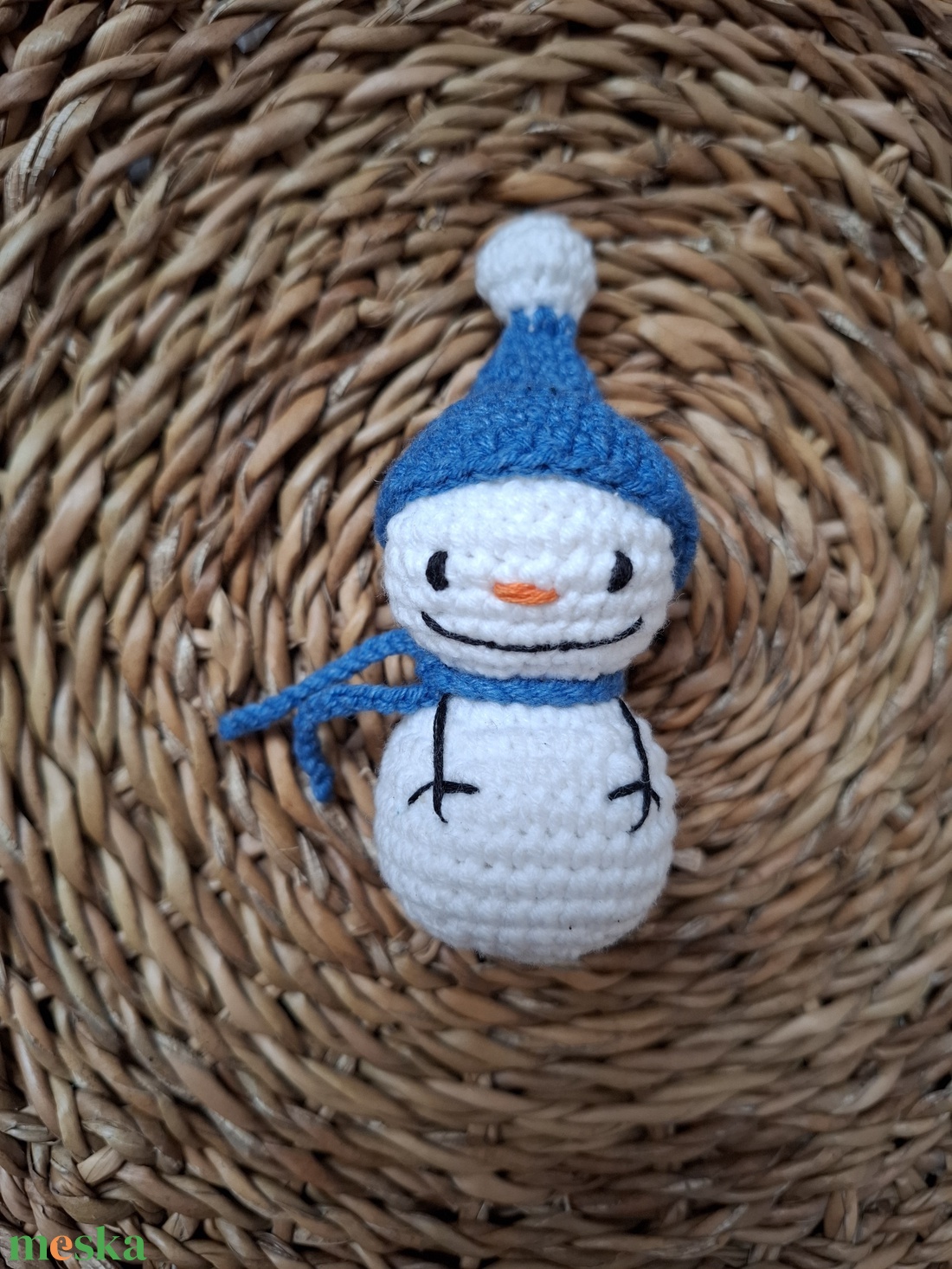 Horgolt kicsi hóember - karácsony - karácsonyi lakásdekoráció - karácsonyi manók, figurák - Meska.hu