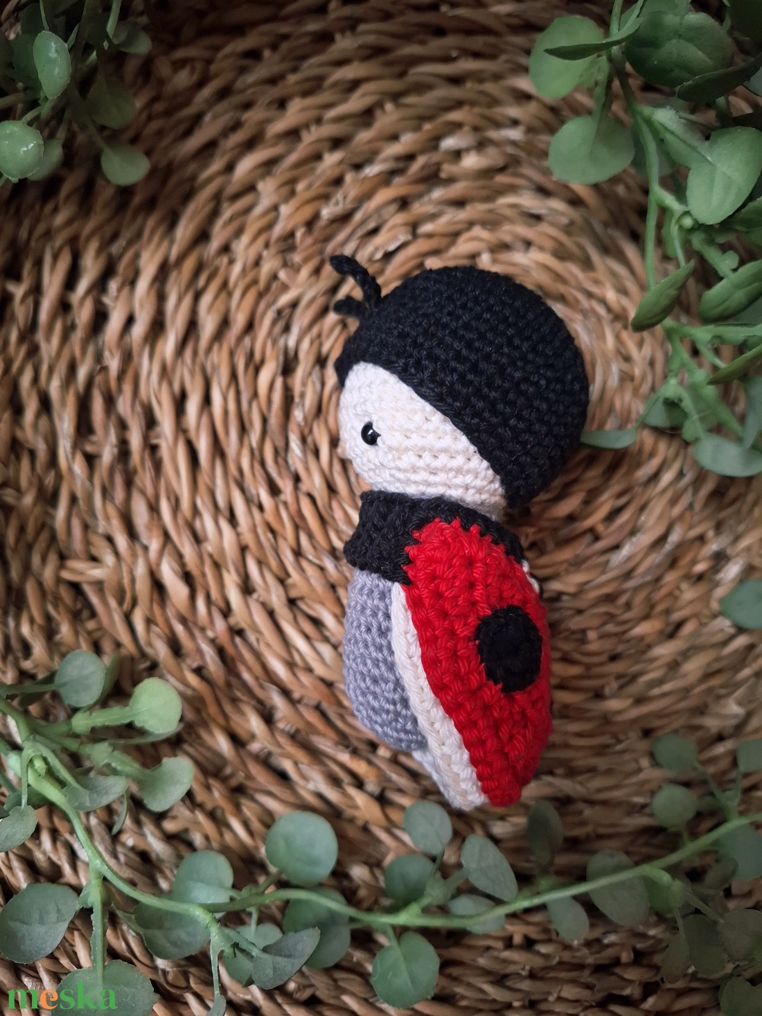 Horgolt katica- öltöztethető katica - játék & sport - plüssállat & játékfigura - más figura - Meska.hu