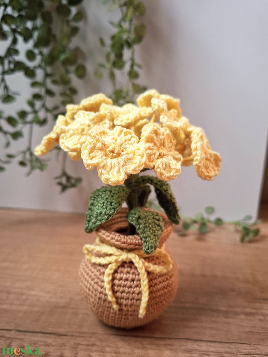 Horgolt virág kaspóban  - otthon & életmód - virágdekoráció - virágok - virágcsokor - Meska.hu