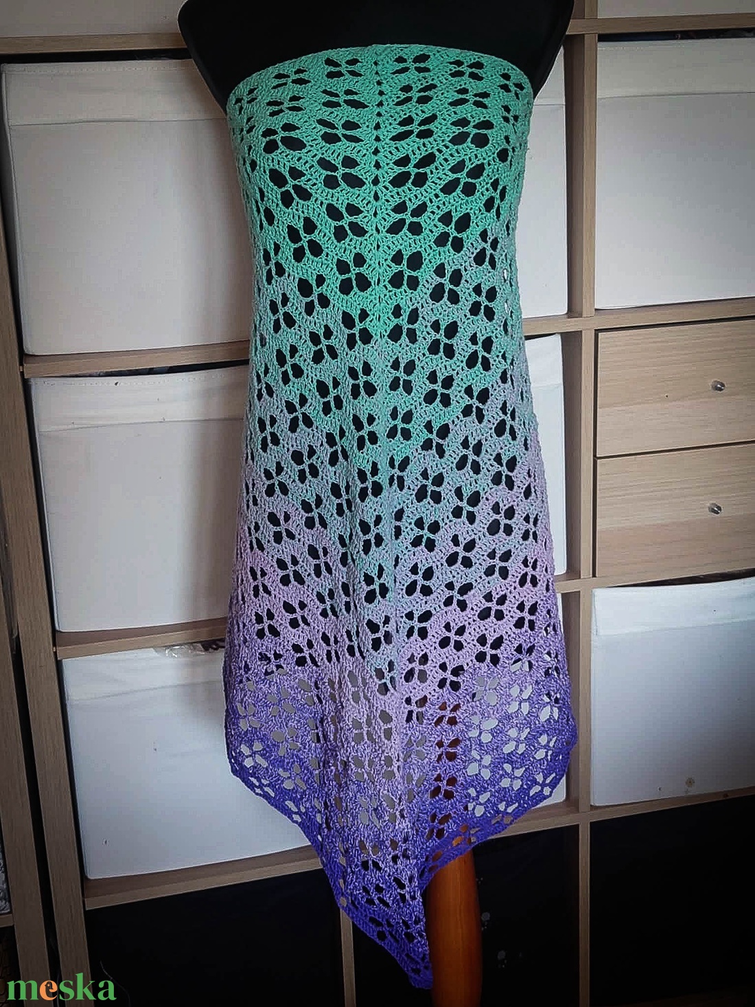 Levendulamező horgolt nagy csipke kendő - ruha & divat - sál, sapka, kendő - vállkendő - Meska.hu