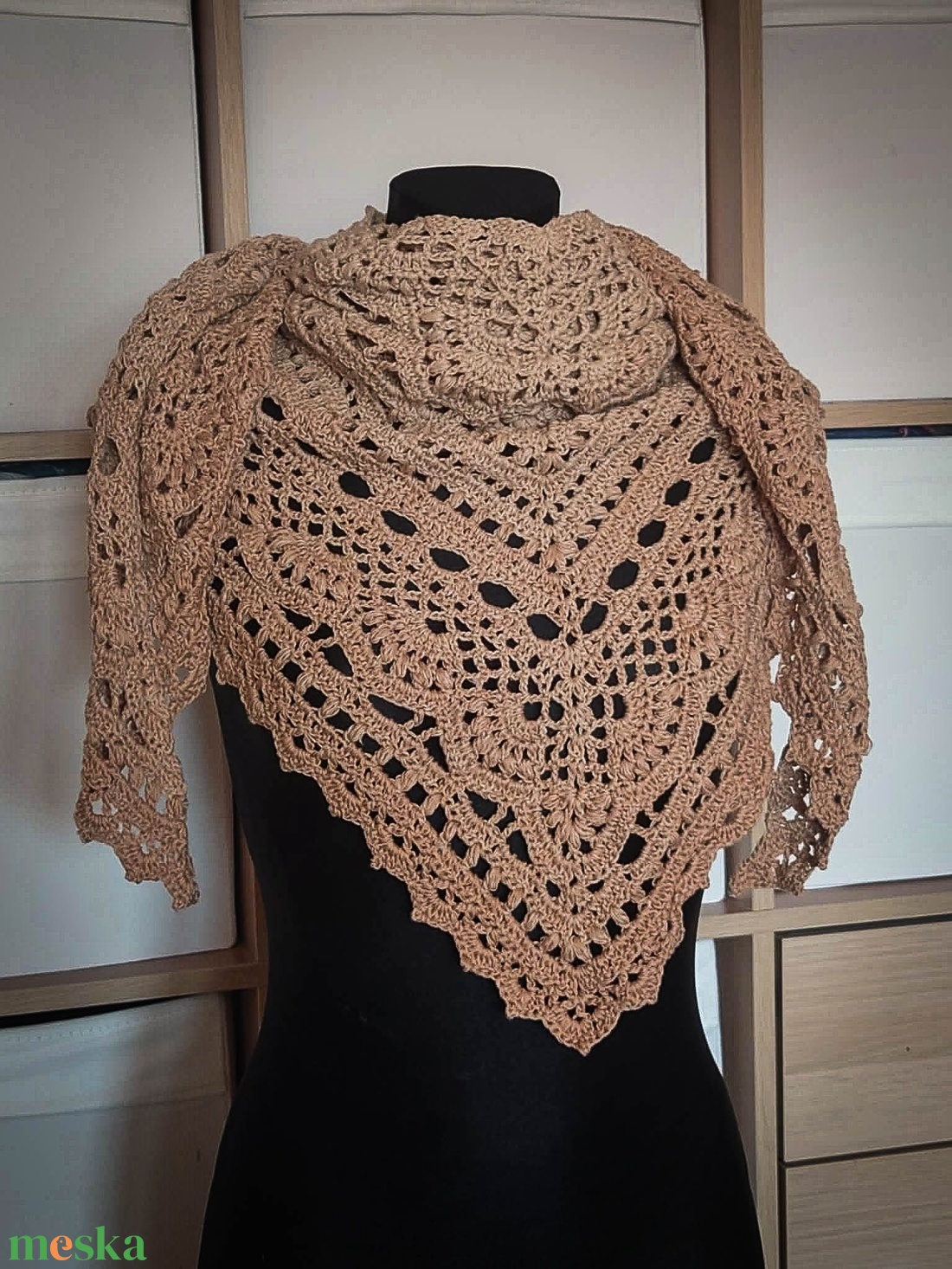 Barna horgolt csipke kendő - ruha & divat - sál, sapka, kendő - vállkendő - Meska.hu