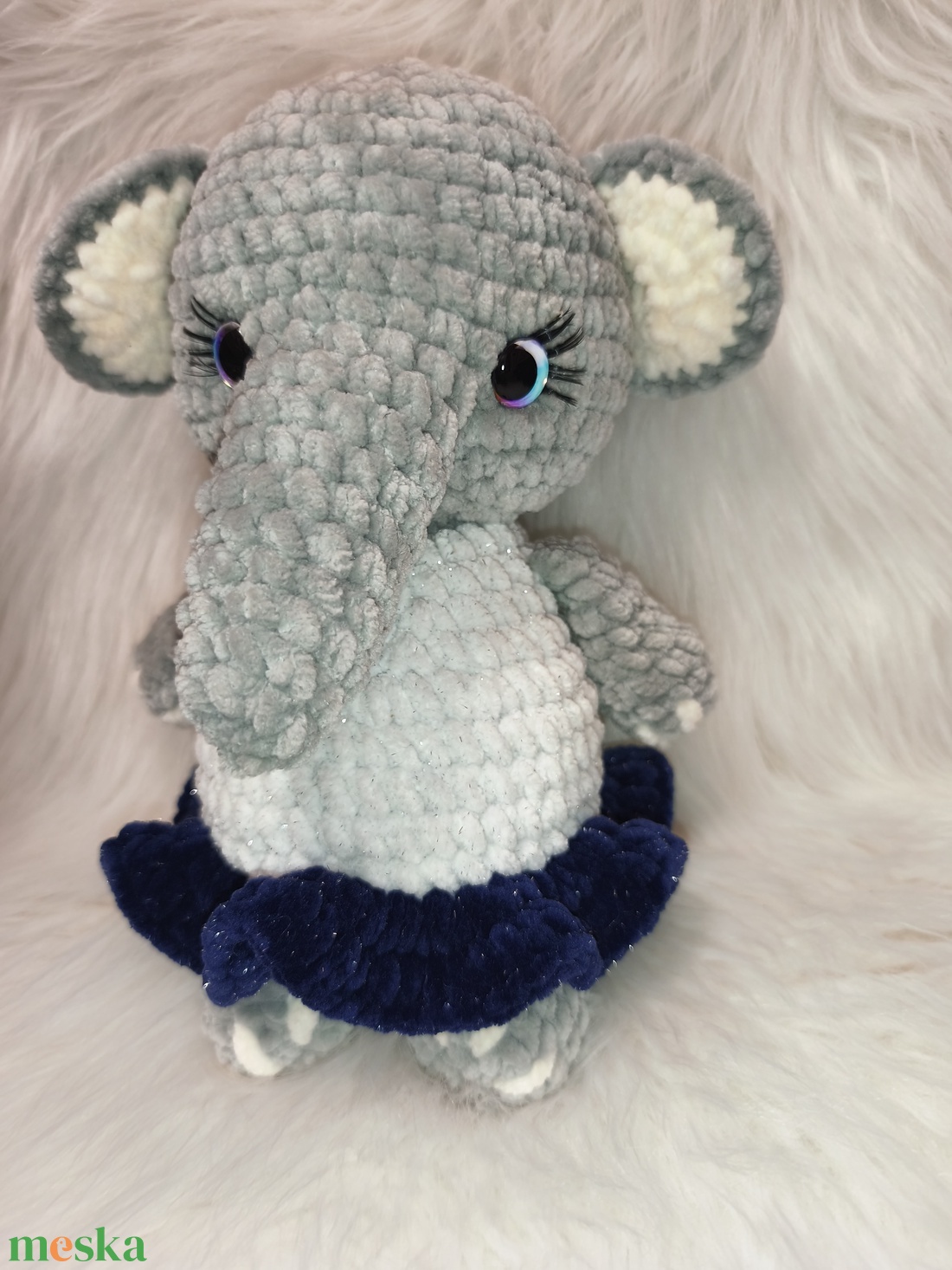 Horgolt plüss elefánt lány - játék & sport - plüssállat & játékfigura - elefánt - Meska.hu Horgolt plüss elefánt lány - játék & sport - plüssállat & játékfigura - elefánt - Meska.hu