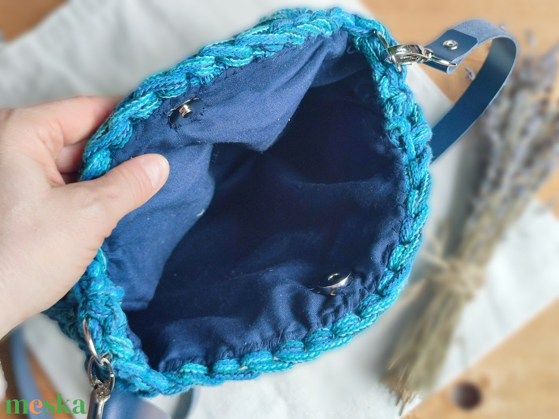Blue Jasmine horgolt kört�ska - táska & tok - kézitáska & válltáska - alkalmi táska - Meska.hu