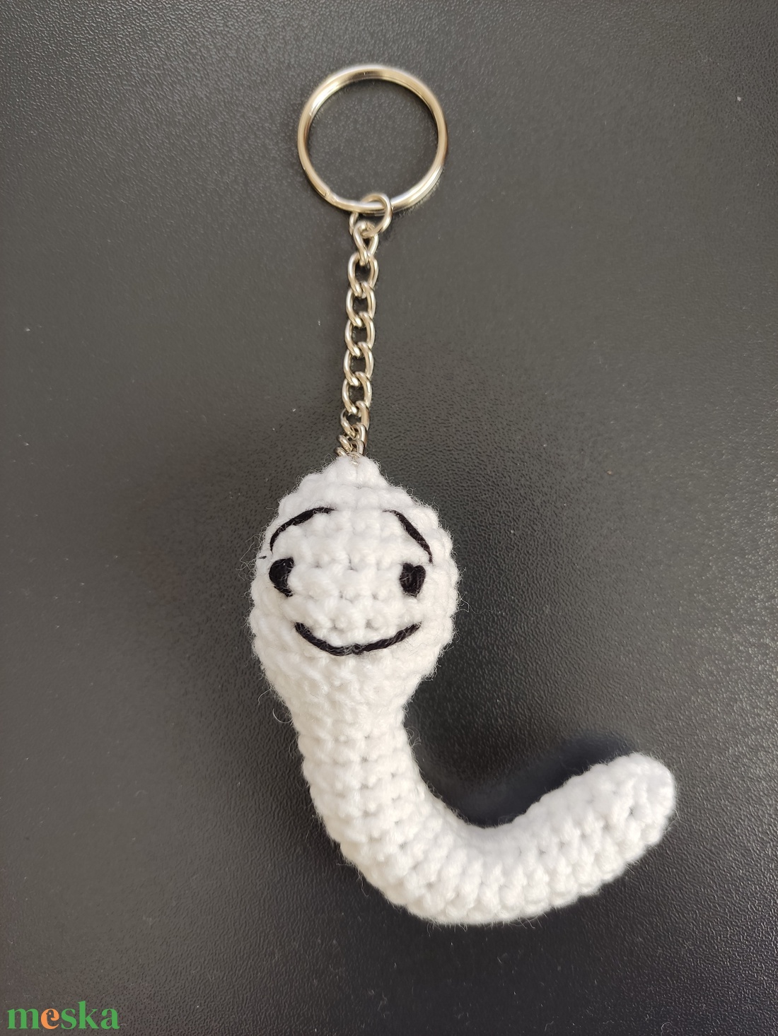 Kicsi horgolt kopasz kukac  - játék & sport - plüssállat & játékfigura - más figura - Meska.hu