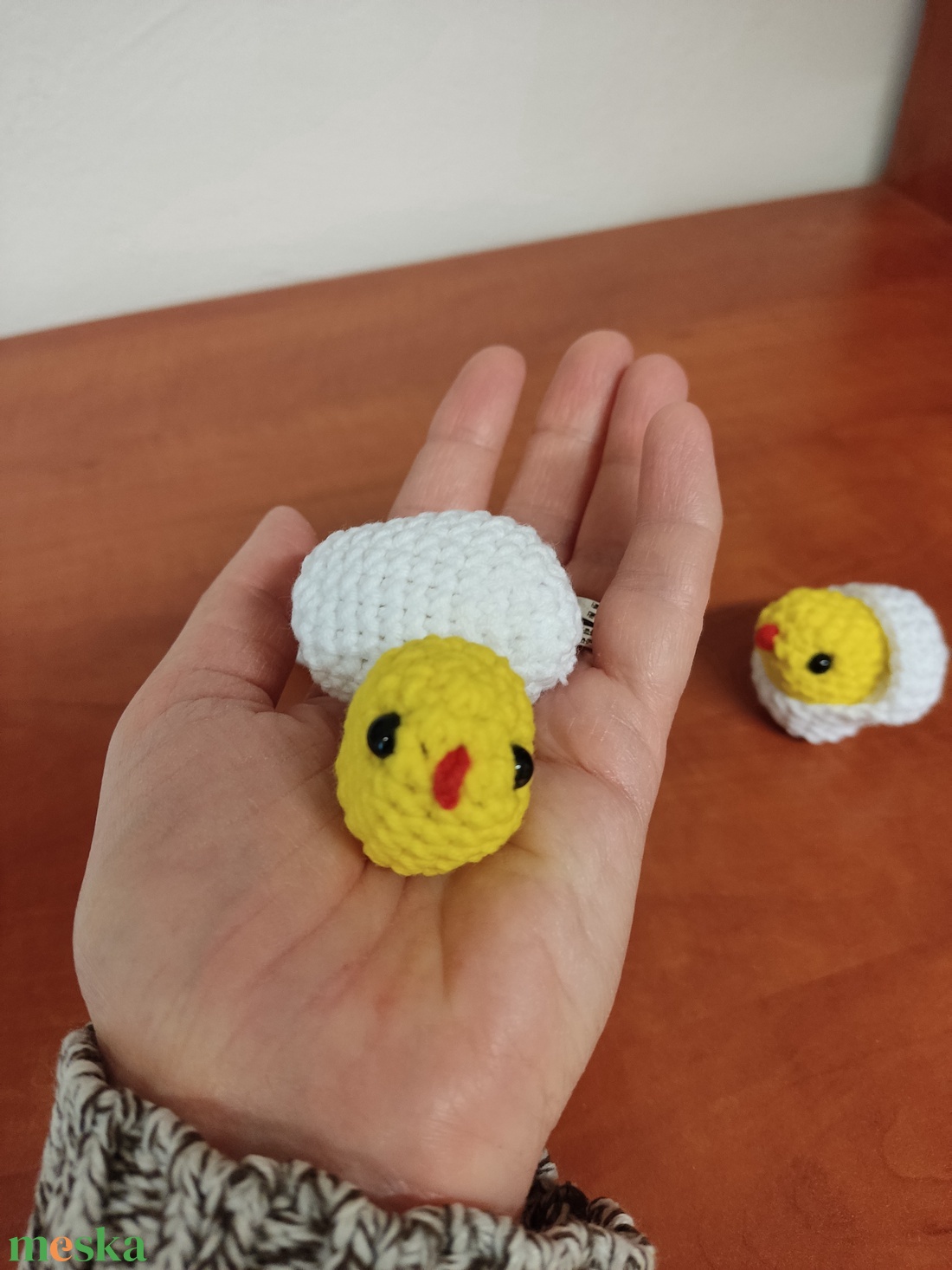 Kiscsibe tojásban - játék & sport - plüssállat & játékfigura - más figura - Meska.hu