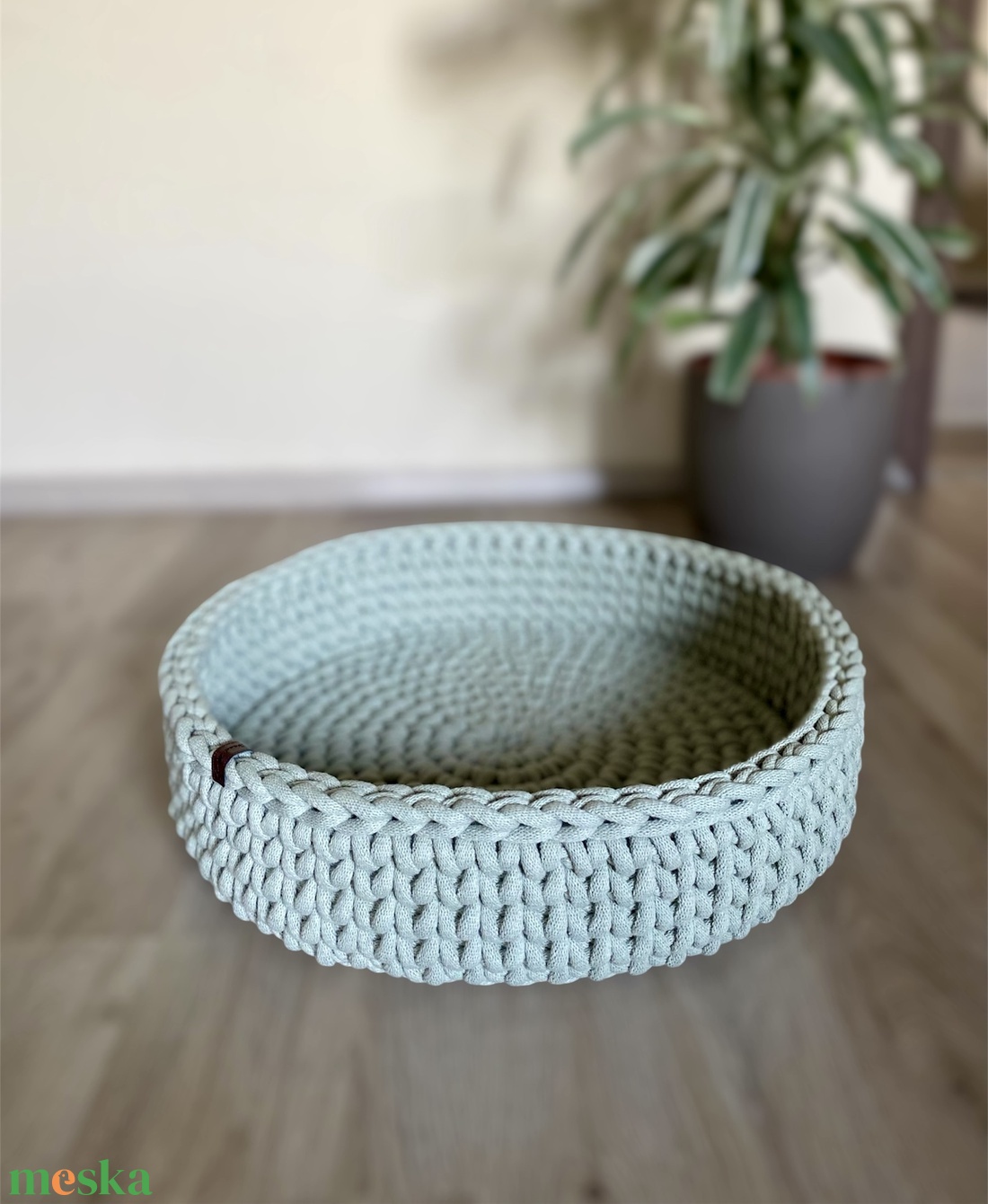 Macska, kutya fekhely d50 - világos oliva - otthon & életmód - kisállatoknak - cicáknak & macskáknak - Meska.hu Macska, kutya fekhely d50 - világos oliva - otthon & életmód - kisállatoknak - cicáknak & macskáknak - Meska.hu