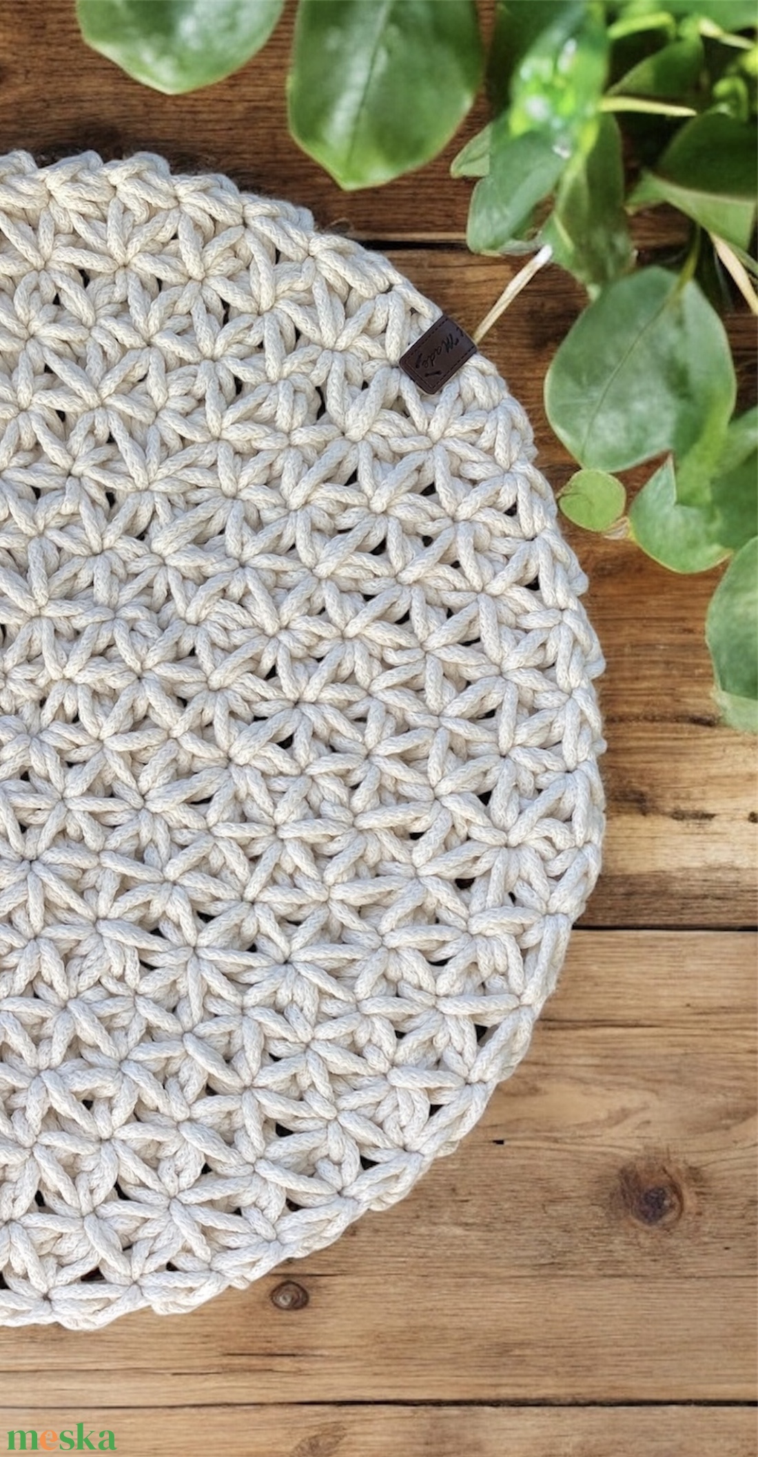 Horgolt tányéralátét Flores - ekrü (2db) - otthon & életmód - konyhafelszerelés, tálalás - tálalás - tányér- és poháralátét - Meska.hu