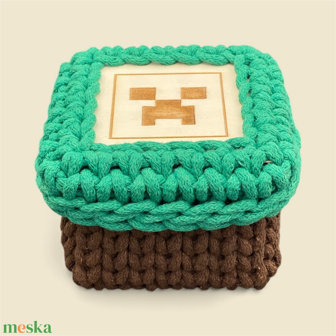 Minecraft stílusú, horgolt doboz - otthon & életmód - babaszoba, gyerekszoba - játéktároló - Meska.hu