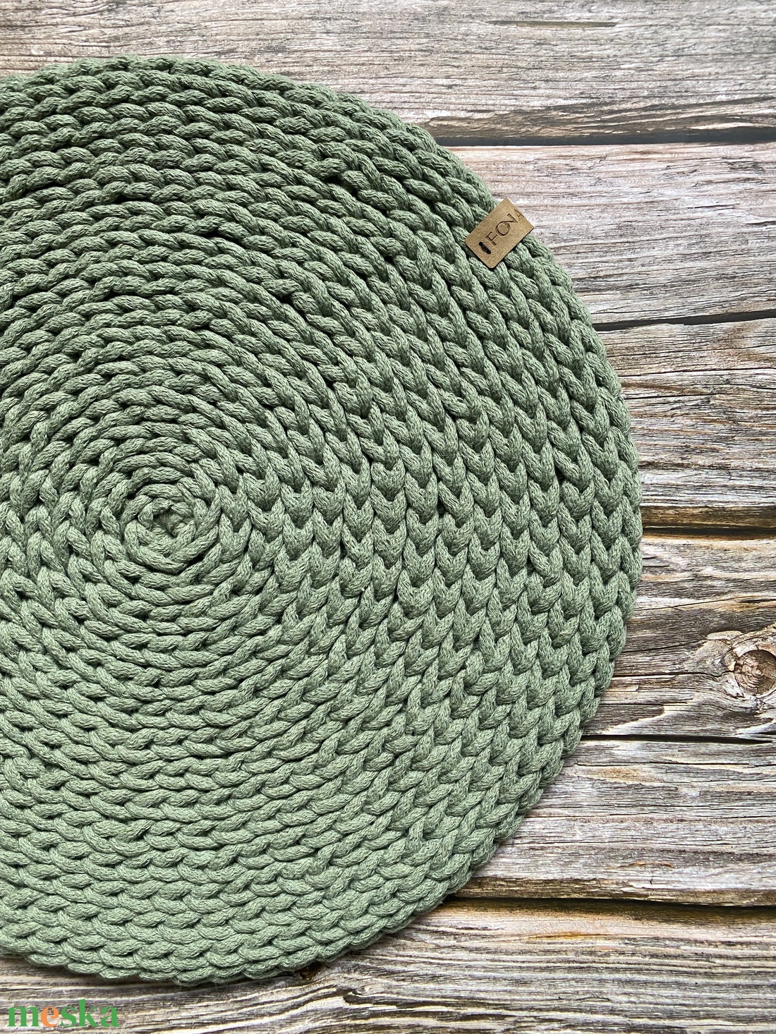 Horgolt tányéralátét Helix - zsálya (6db) - otthon & életmód - konyhafelszerelés, tálalás - tálalás - tányér- és poháralátét - Meska.hu