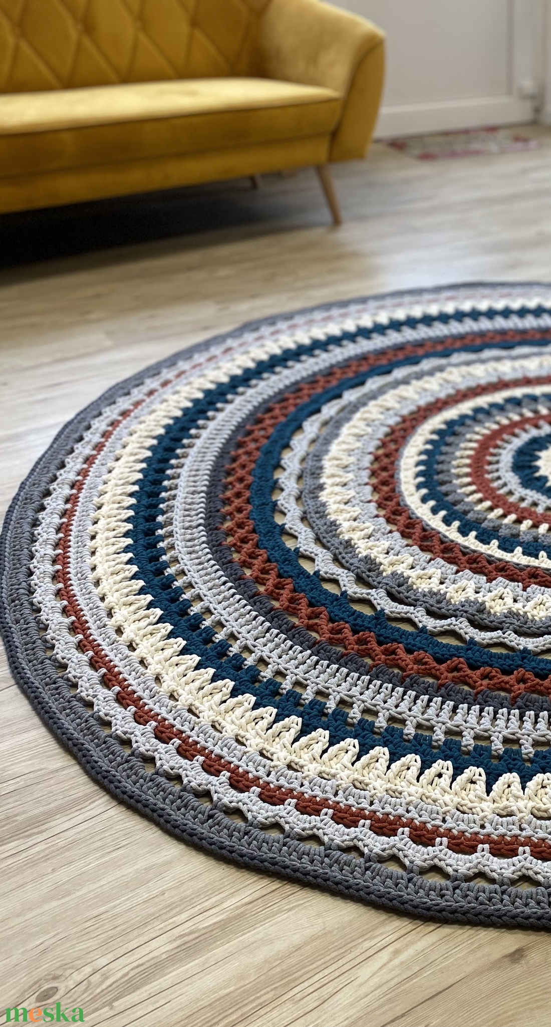 Kerek, horgolt szőnyeg d220 - etno - otthon & életmód - lakástextil - szőnyeg - horgolt szőnyeg - Meska.hu