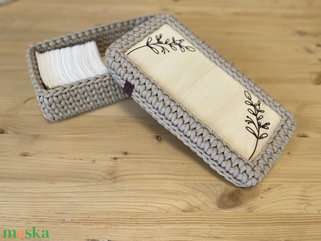 Papírzsebkendő tartó - karamell - otthon & életmód - tárolás & rendszerezés - zsebkendőtartó - Meska.hu