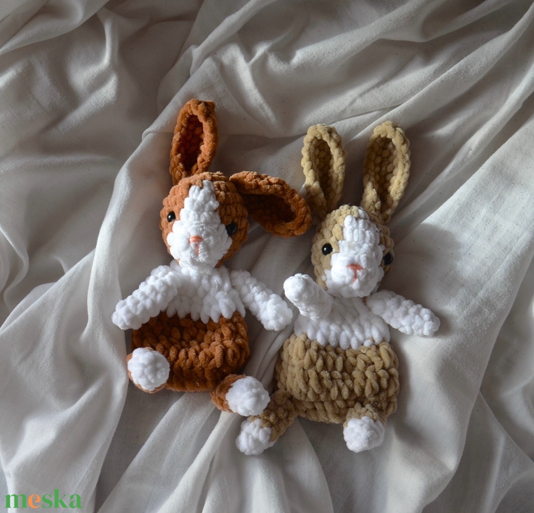 Horgolt nyuszi alvóka plüssök  - játék & sport - 3 éves kor alattiaknak - alvóka & rongyi - Meska.hu