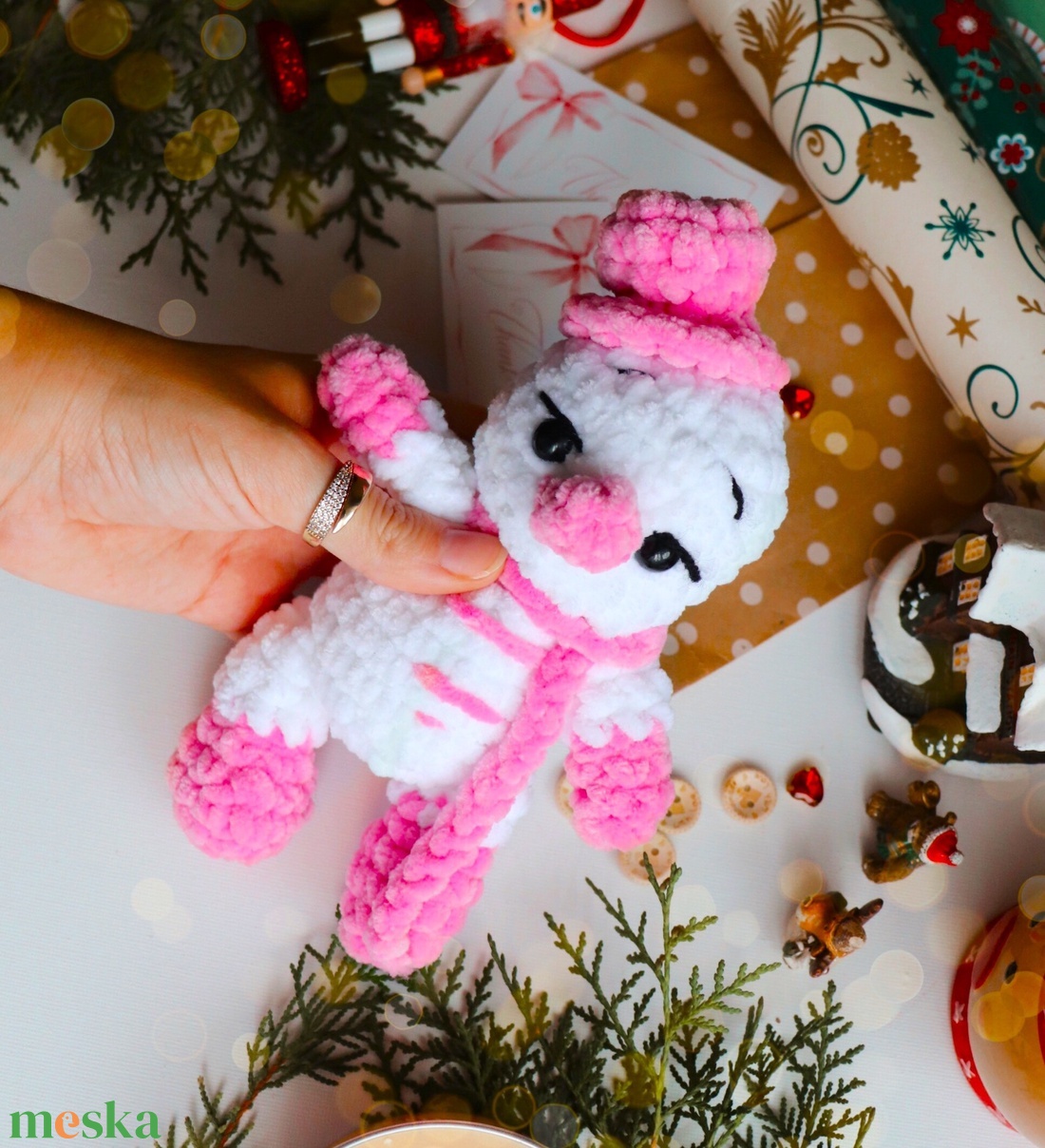 Horgolt kalapos rózsaszín hóember plüss - karácsony - mikulás - mikulás ajándékok - Meska.hu