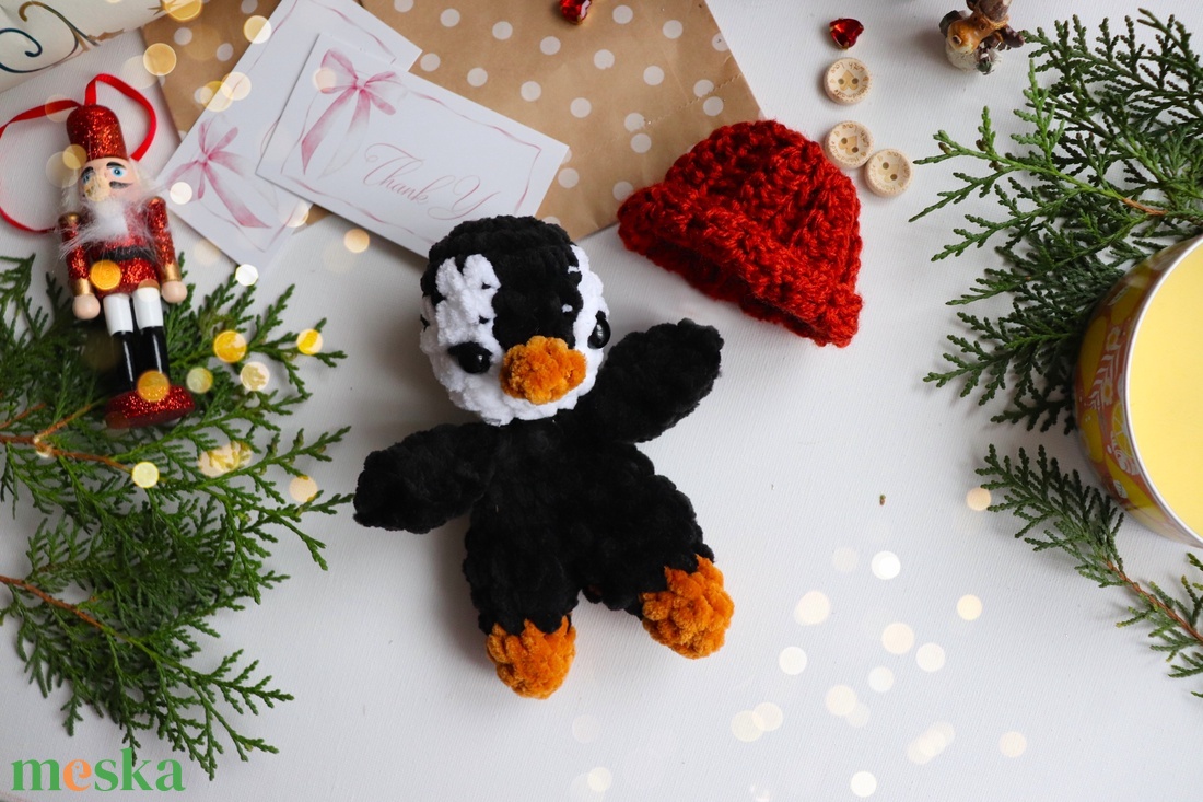 Horgolt pingvin alvóka sapkában - játék & sport - plüssállat & játékfigura - plüss mesefigurák - Meska.hu