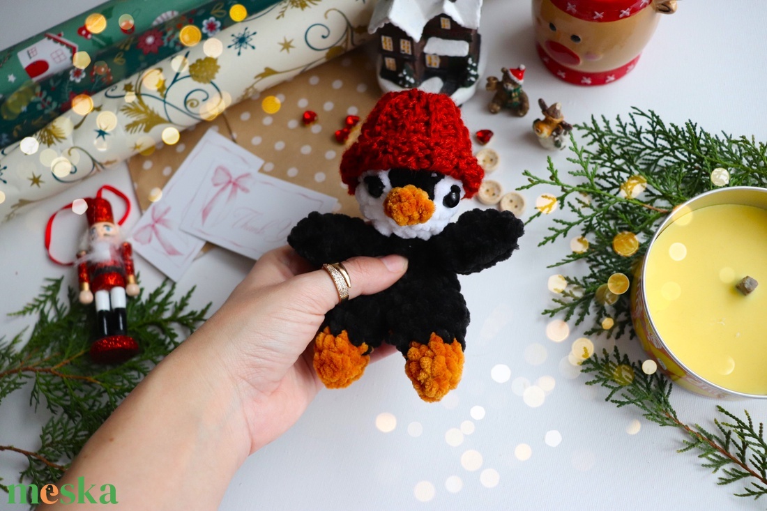 Horgolt pingvin alvóka sapkában - játék & sport - plüssállat & játékfigura - plüss mesefigurák - Meska.hu