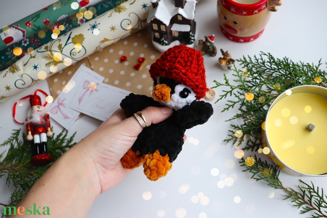 Horgolt pingvin alvóka sapkában - játék & sport - plüssállat & játékfigura - plüss mesefigurák - Meska.hu