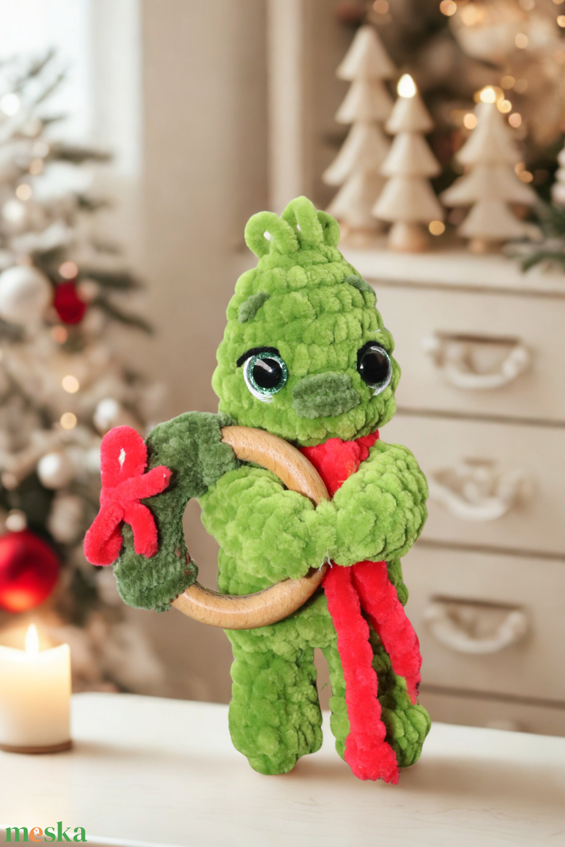 Horgolt baba Grincs amigurumi dekoráció és plüss - karácsony - karácsonyi lakásdekoráció - karácsonyi manók, figurák - Meska.hu