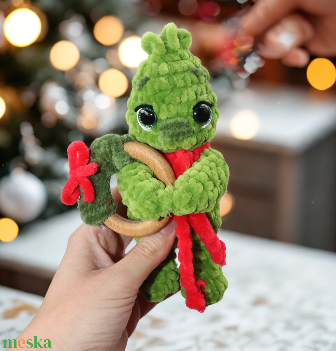 Horgolt baba Grincs amigurumi dekoráció és plüss - karácsony - karácsonyi lakásdekoráció - karácsonyi manók, figurák - Meska.hu