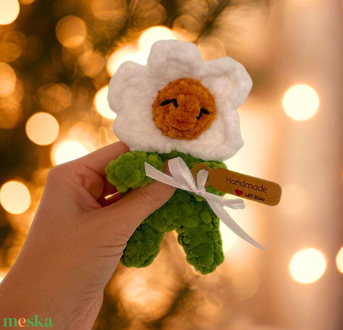 Horgolt virág alvóka plüss gyerekeknek - játék & sport - 3 éves kor alattiaknak - alvóka & rongyi - Meska.hu