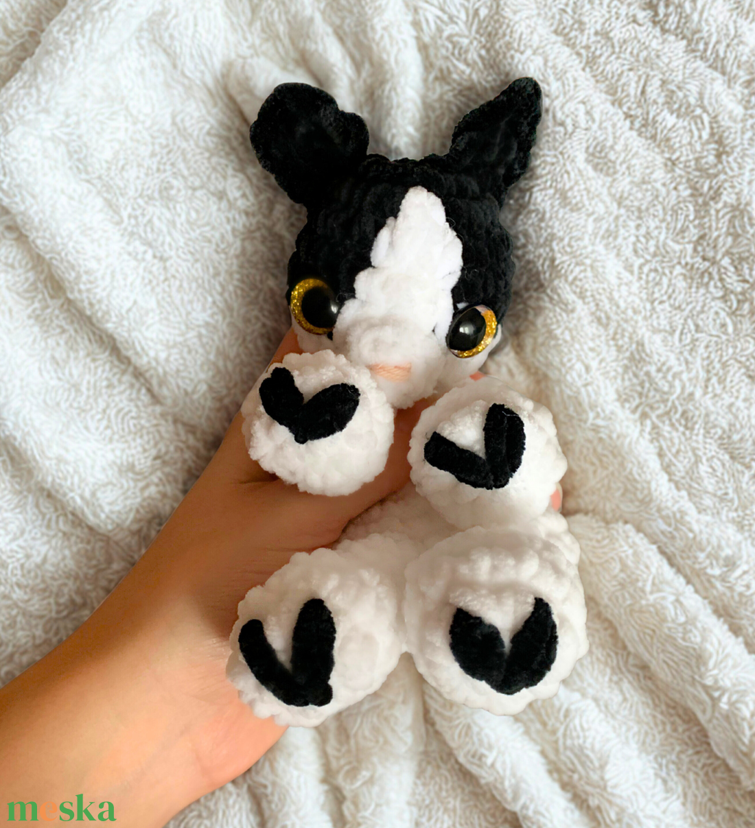 Horgolt aranyos cica plüss alvóka gyerekeknek - játék & sport - plüssállat & játékfigura - cica - Meska.hu