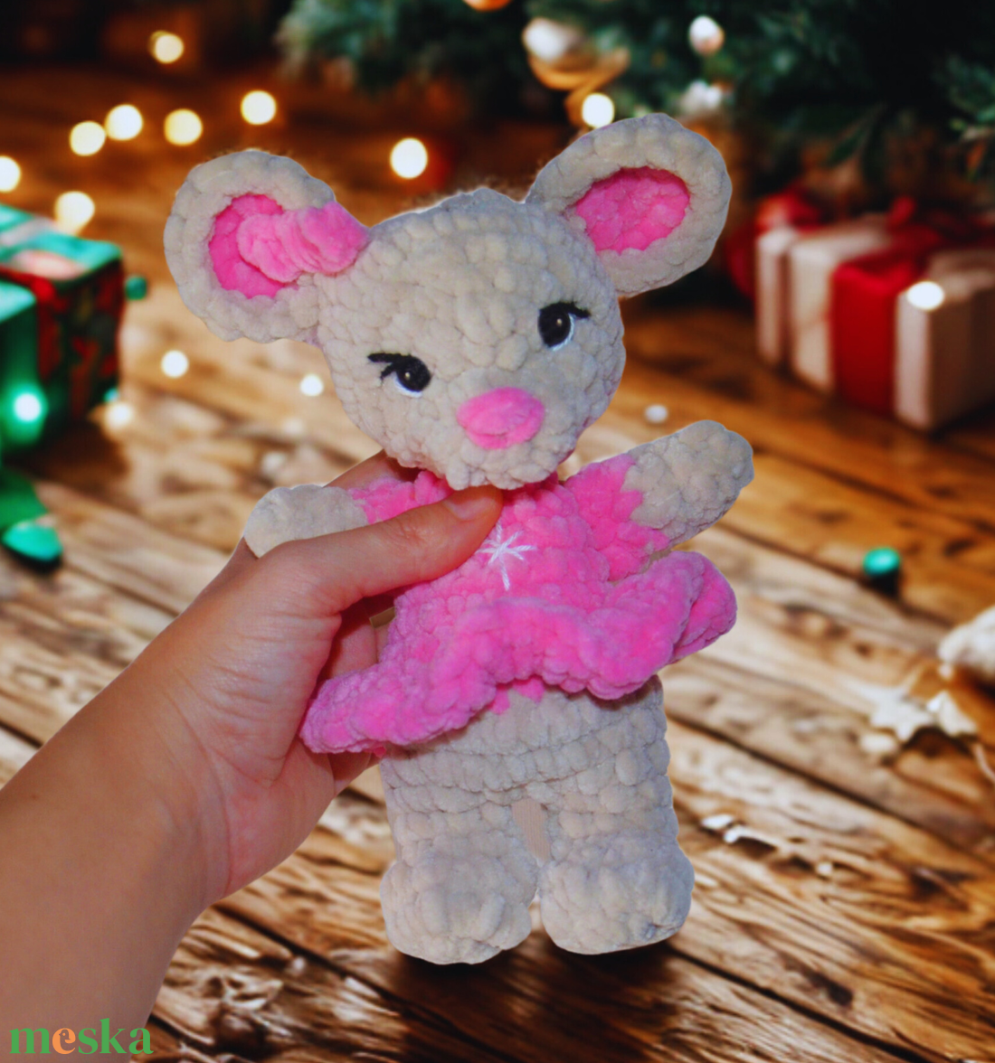 Horgolt téli ruhás egérke plüss - játék & sport - plüssállat & játékfigura - egér - Meska.hu