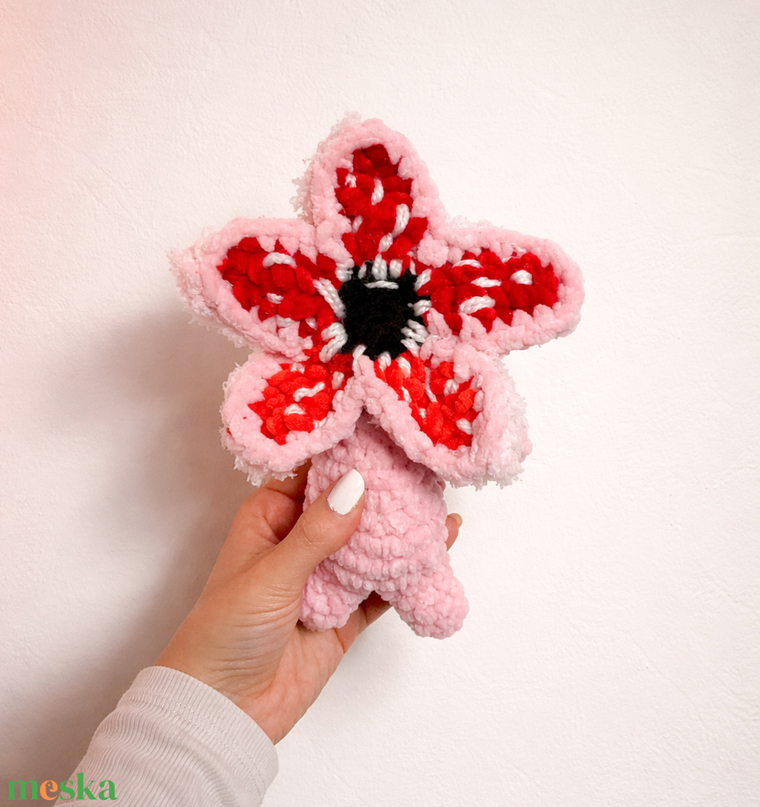 Horgolt rózsaszín demogorgon plüss  - játék & sport - plüssállat & játékfigura - más figura - Meska.hu