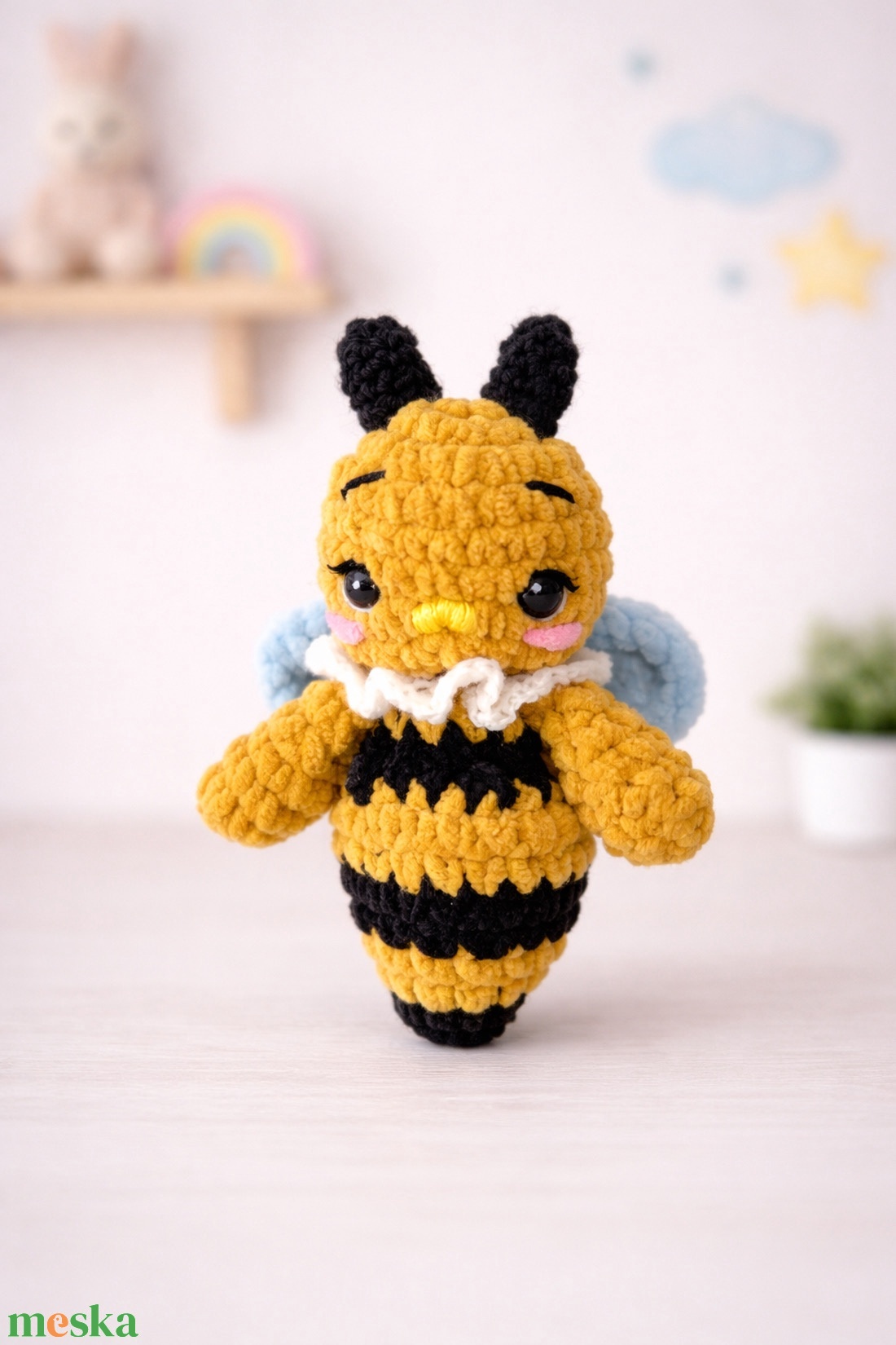 Horgolt méhecske plüss gyerekeknek - játék & sport - plüssállat & játékfigura - plüss mesefigurák - Meska.hu