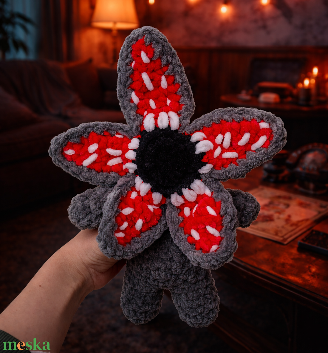 Horgolt demogorgon inspirálta puha plüss  - játék & sport - plüssállat & játékfigura - más figura - Meska.hu