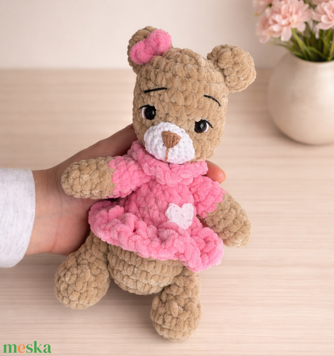 Horgolt szoknyás kislány maci plüss - játék & sport - plüssállat & játékfigura - maci - Meska.hu