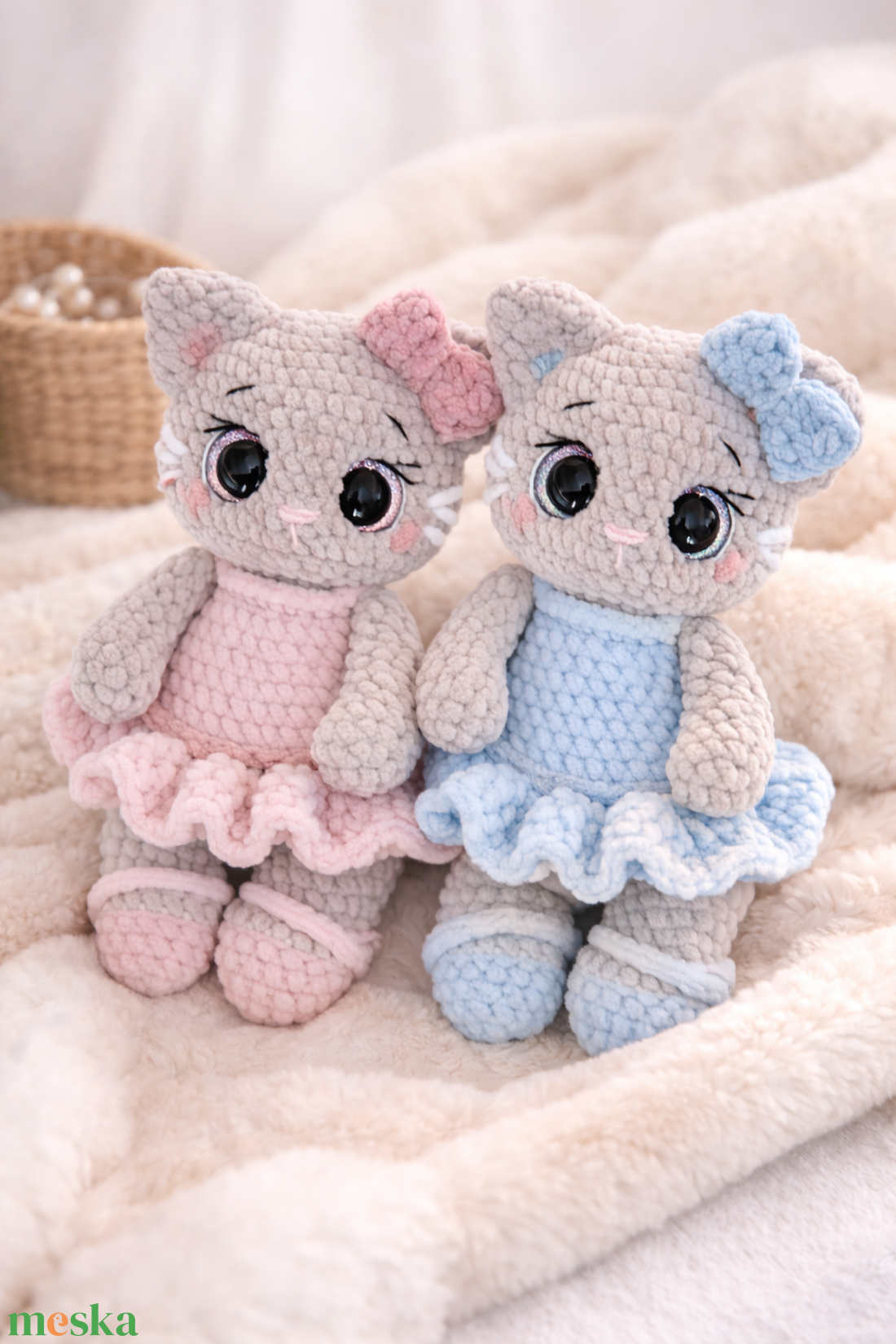 Horgolt balerina plüss cicák - játék & sport - plüssállat & játékfigura - cica - Meska.hu