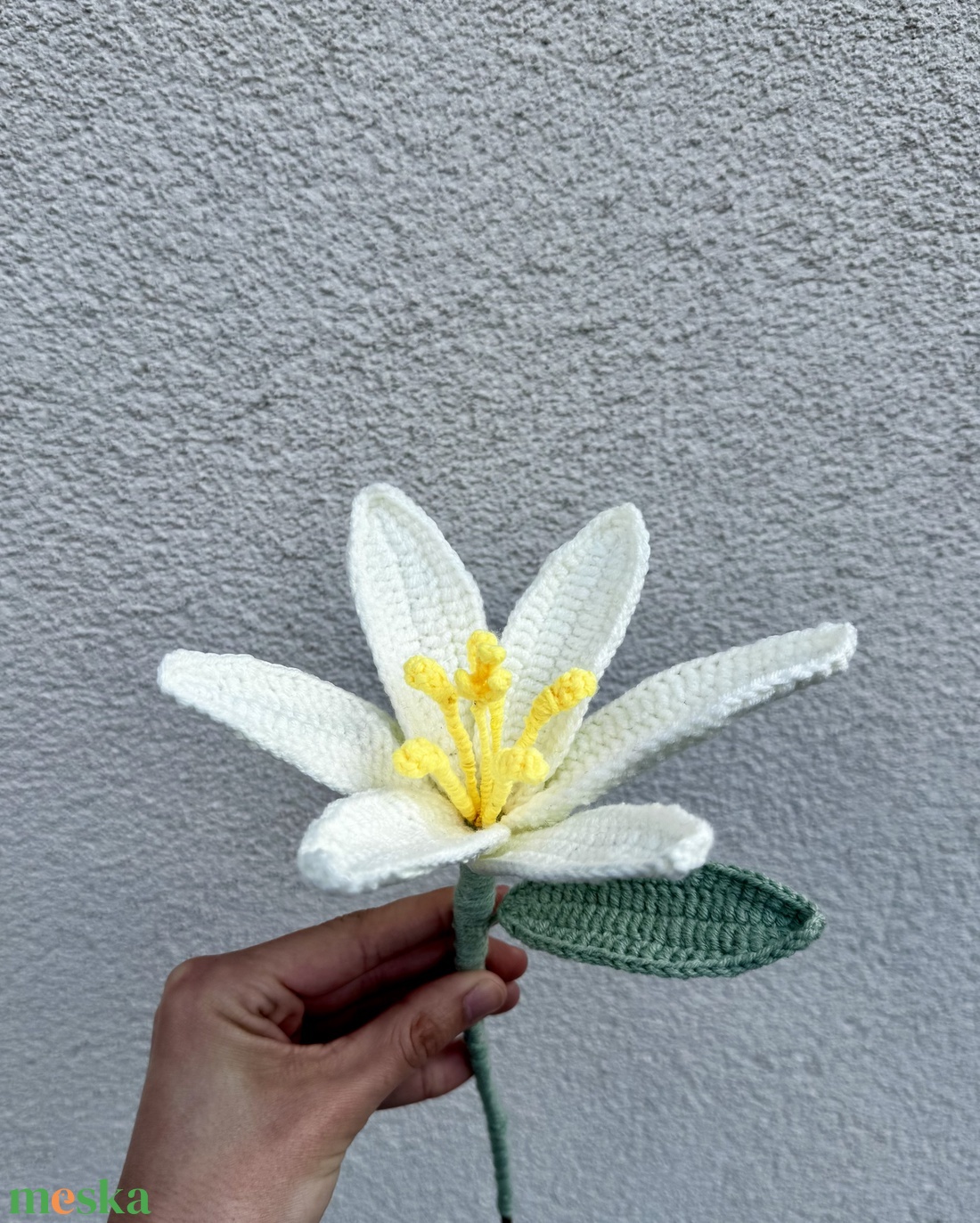 Horgolt liliom - otthon & életmód - virágdekoráció - virágok - szálas virág - Meska.hu