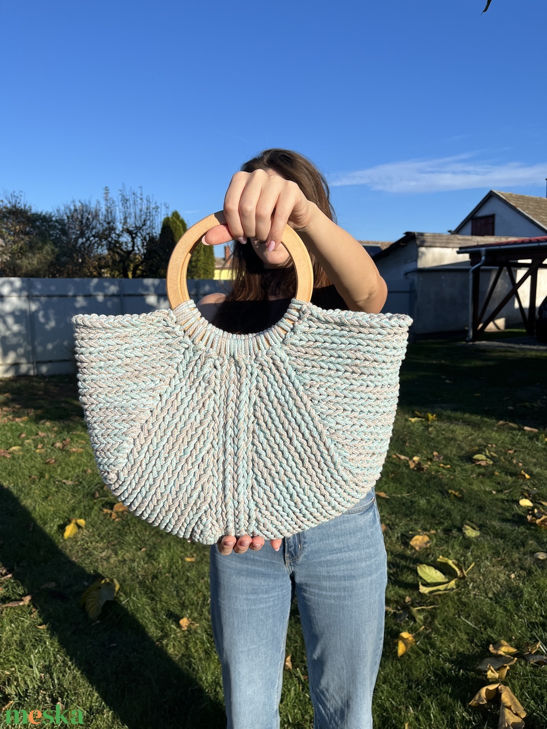 Horgolt kosár táska fa táskafogóval � kézzel készült, egyedi darab - táska & tok - kézitáska & válltáska - nagy pakolós táska - Meska.hu