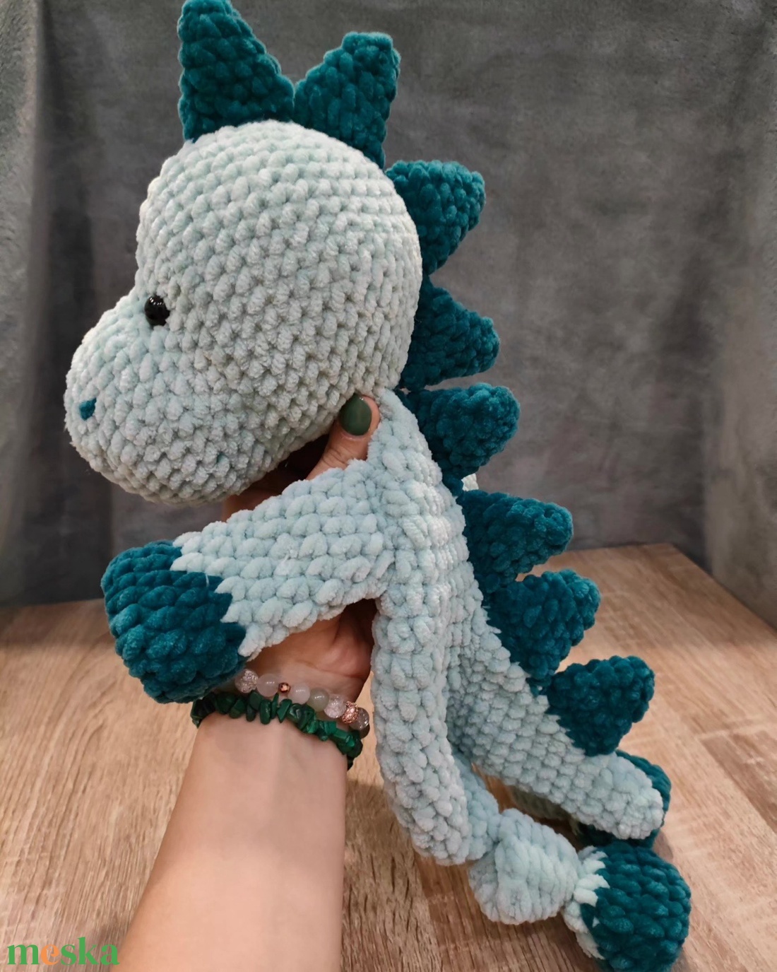 Horgolt plüss dínó alvóka - baba - mama - baba játékok - szundikendő, alvóka - Meska.hu