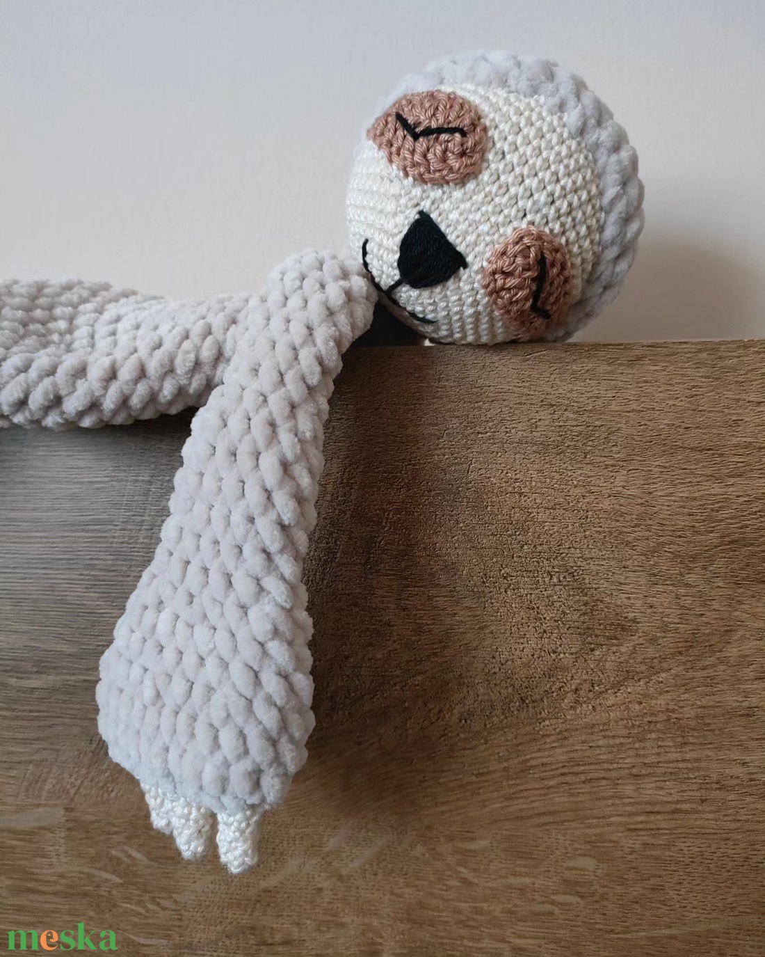 Horgolt plüss lajhár alvóka - baba - mama - baba játékok - szundikendő, alvóka - Meska.hu