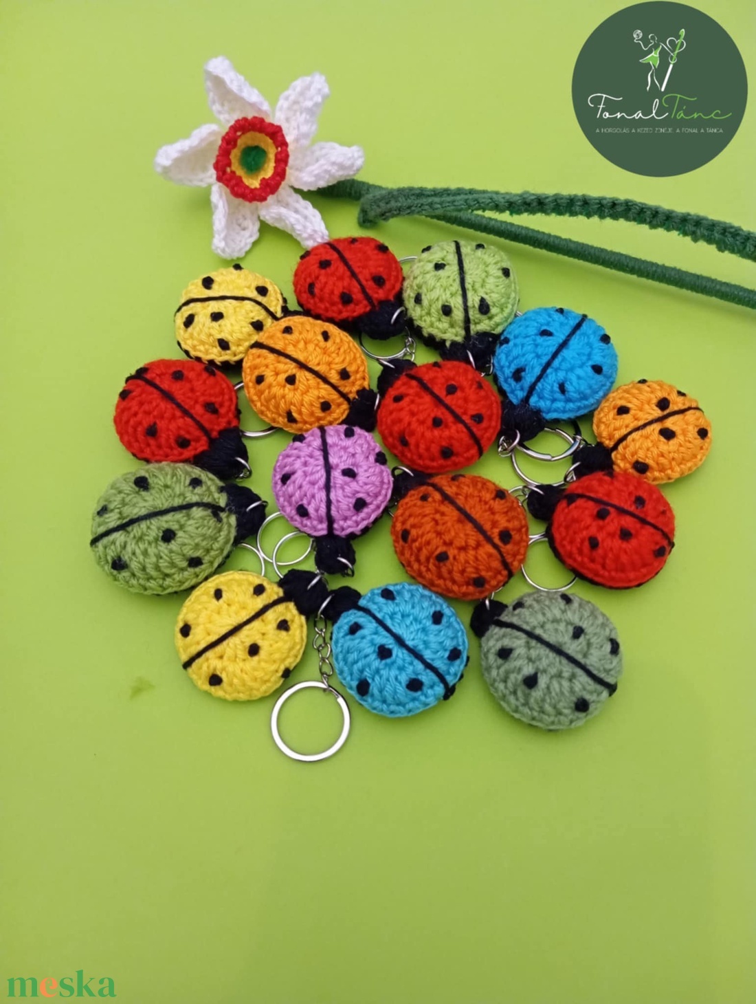 szerencsehozó katica - táska & tok - kulcstartó & táskadísz - táskadísz - Meska.hu