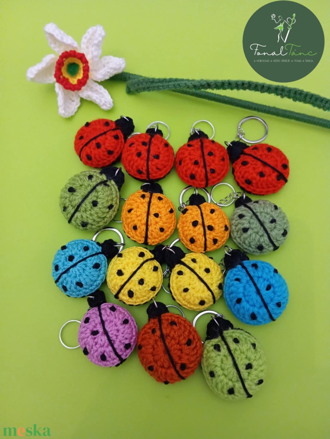 szerencsehozó katica - táska & tok - kulcstartó & táskadísz - táskadísz - Meska.hu