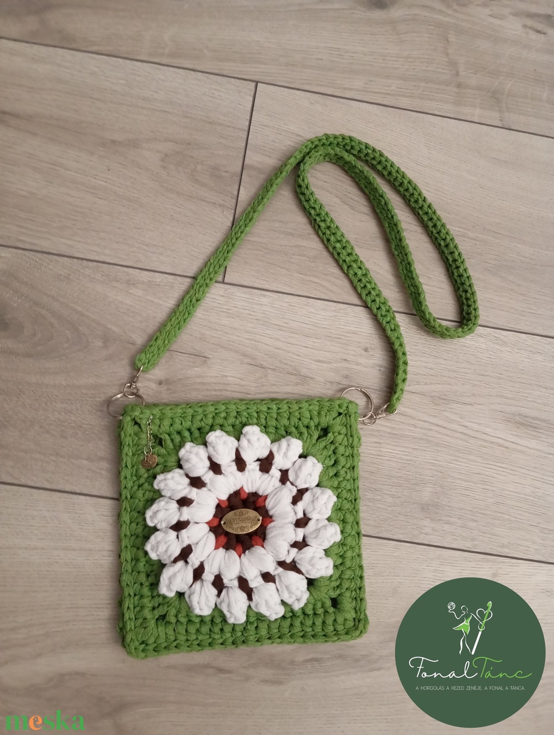 Virágos, bohém táska - táska & tok - kézitáska & válltáska - vállon átvethető táska - Meska.hu