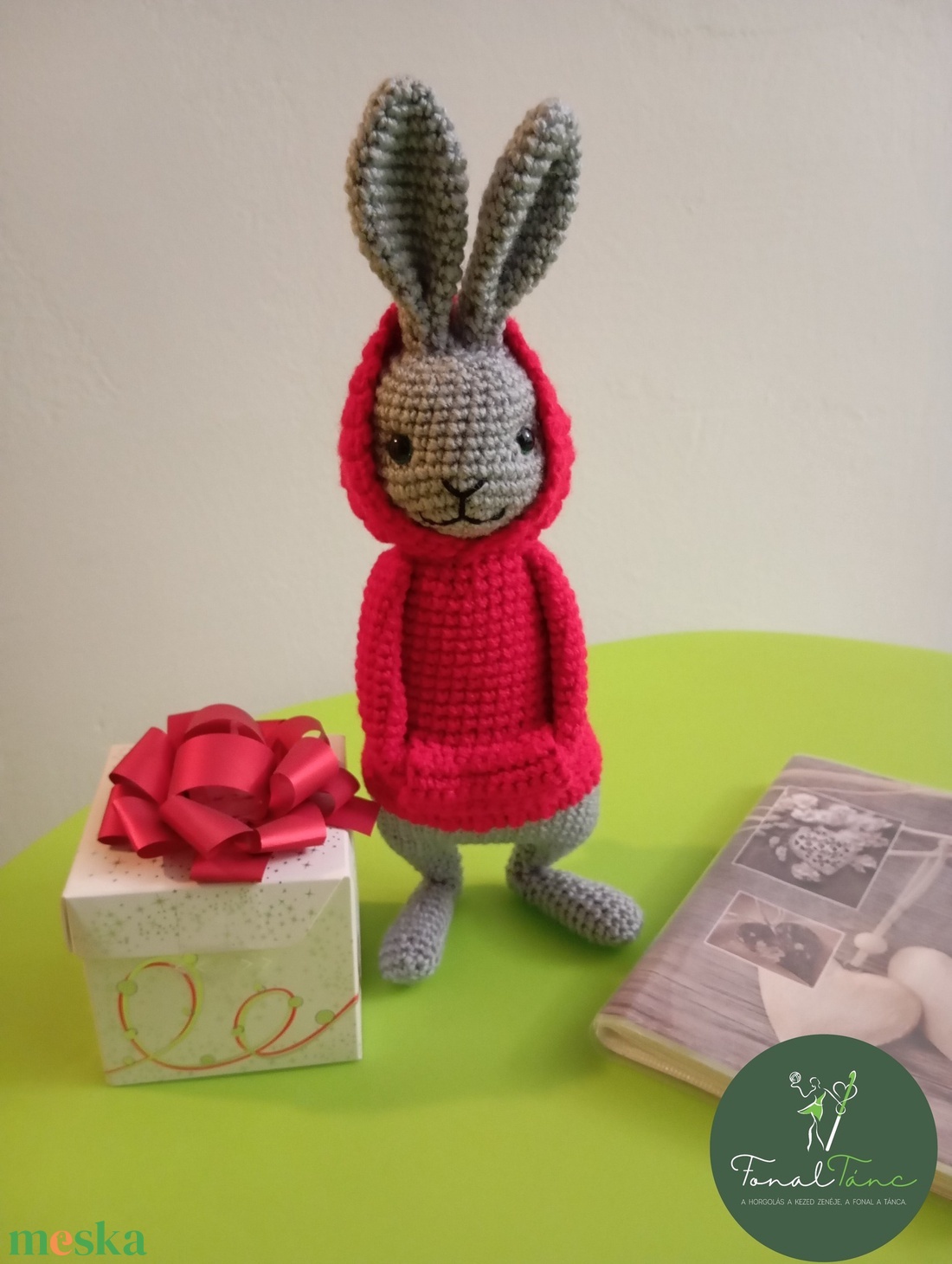 vagány nyuszi kapucnis pulcsiban - játék & sport - plüssállat & játékfigura - nyuszi - Meska.hu