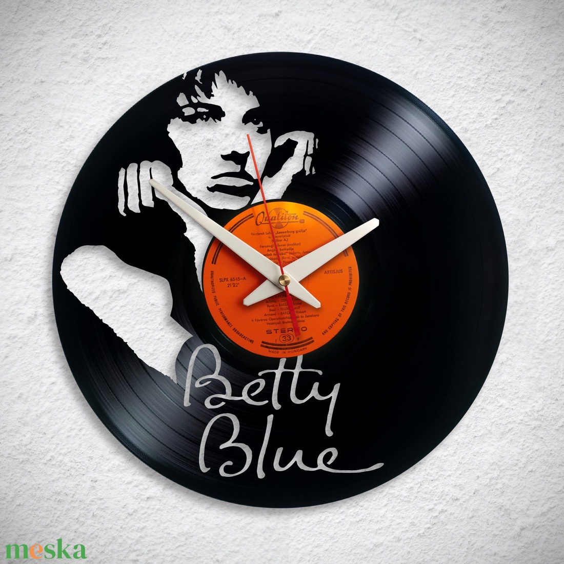 Betty Blue - Bakelit falióra - otthon & életmód - dekoráció - fali és függő dekoráció - falióra & óra - Meska.hu Betty Blue - Bakelit falióra - otthon & életmód - dekoráció - fali és függő dekoráció - falióra & óra - Meska.hu