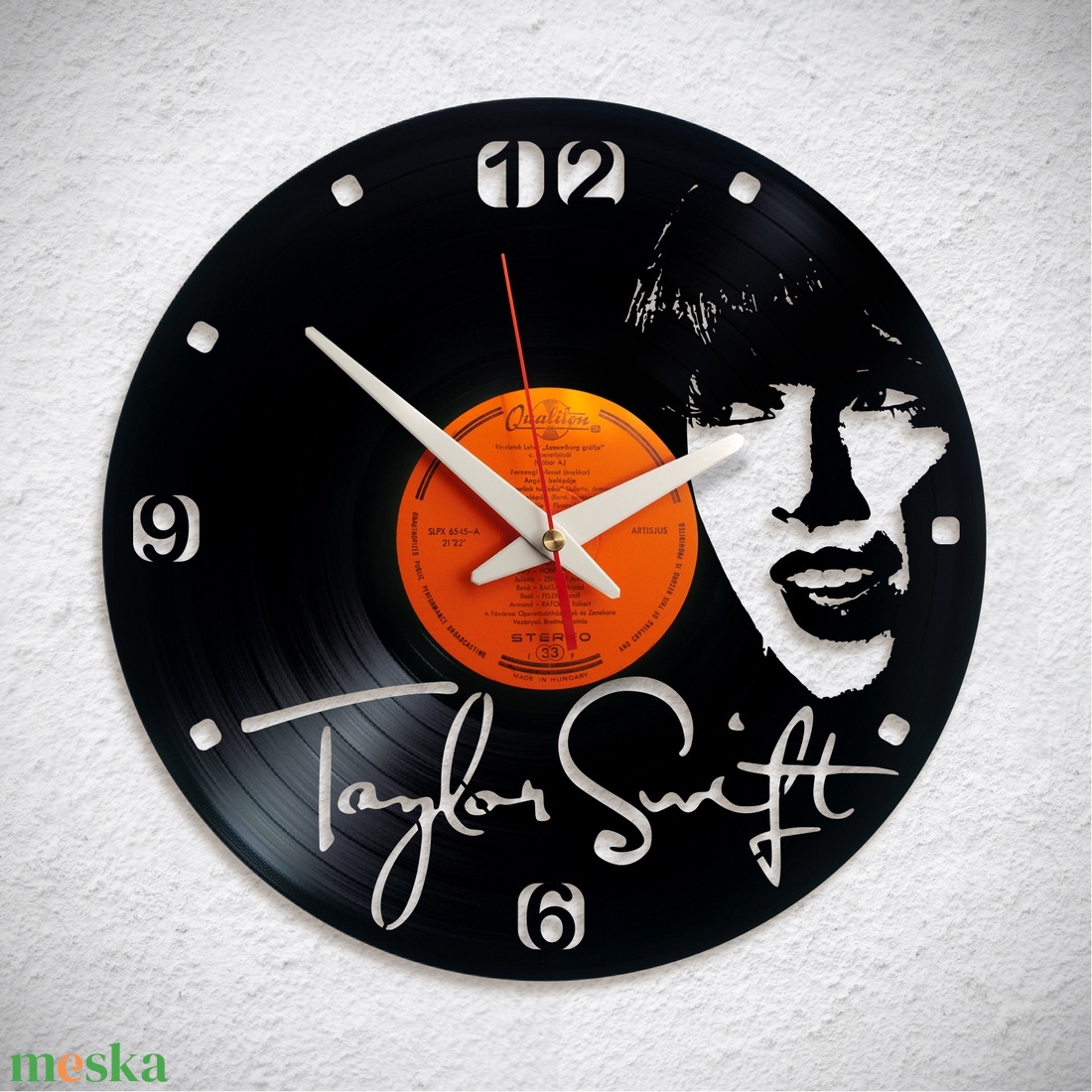 Taylor Swift - Bakelit falióra - otthon & életmód - dekoráció - fali és függő dekoráció - falióra & óra - Meska.hu Taylor Swift - Bakelit falióra - otthon & életmód - dekoráció - fali és függő dekoráció - falióra & óra - Meska.hu