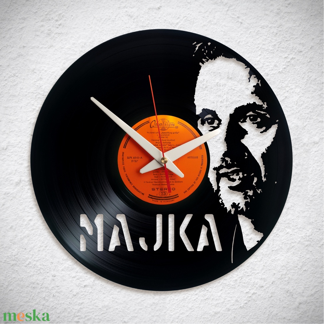 Majka a hős  - Bakelit falióra - otthon & életmód - dekoráció - fali és függő dekoráció - falióra & óra - Meska.hu