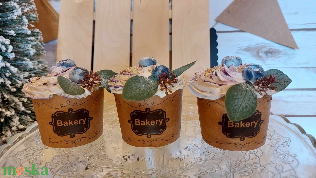1 db áfonyás dekorációs cupcake készletről. - ruha & divat - babaruha & gyerekruha - babafotózási ruha és kellék - Meska.hu 1 db áfonyás dekorációs cupcake készletről. - ruha & divat - babaruha & gyerekruha - babafotózási ruha és kellék - Meska.hu