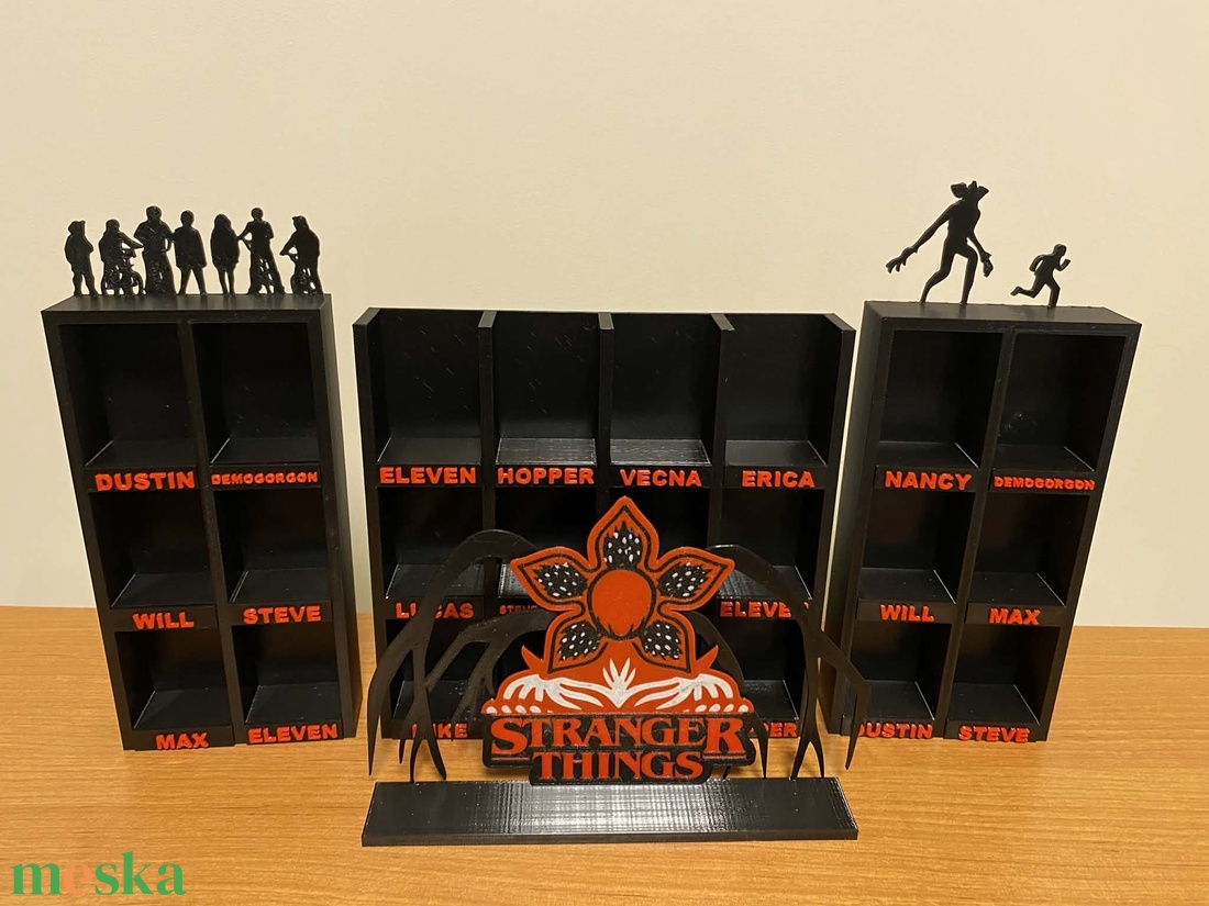 Stranger Things gyűjtői polc, Funk figura tartó - otthon & életmód - dekoráció - asztal és polc dekoráció - dekorációs tál, tartó - Meska.hu
