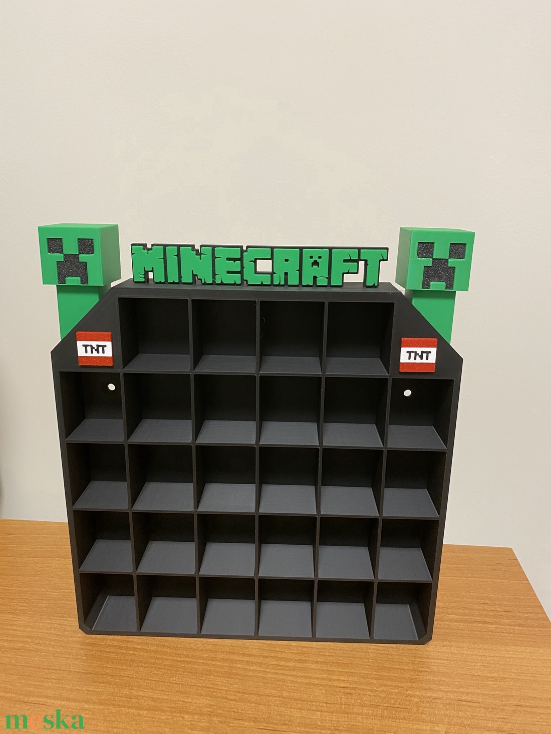 Minecraft Kinder Joy  gyűjtői polc, Funkó figura tartó - otthon & életmód - dekoráció - asztal és polc dekoráció - dekorációs tál, tartó - Meska.hu