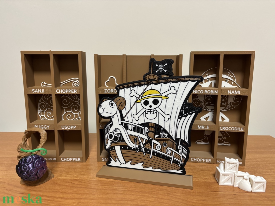 One Piece gyűjtői polc, Funk figura tartó, kinder meglepetés - otthon & életmód - dekoráció - asztal és polc dekoráció - dekorációs tál, tartó - Meska.hu